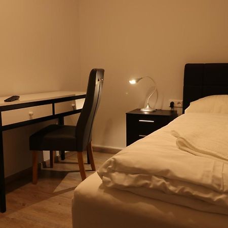 Schiller Pension 빌레펠트 외부 사진